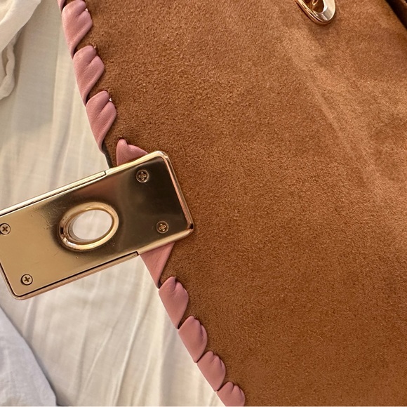 Coach purse. Pebble leather - Picture 6 of 12